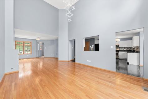 7124 168TH Street Tinley Park IL 60477