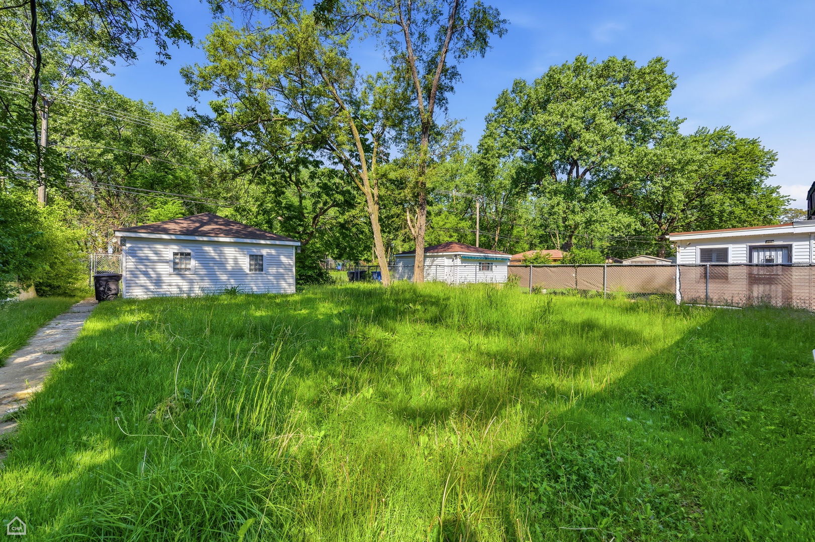 10066 South Van Vlissingen Road Chicago IL 60617