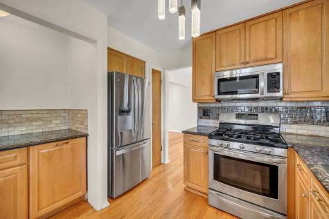 1100 Lockwood Drive Buffalo Grove IL 60089