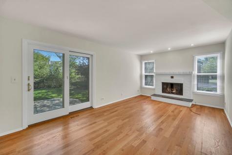 1100 Lockwood Drive Buffalo Grove IL 60089