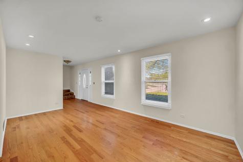 1100 Lockwood Drive Buffalo Grove IL 60089