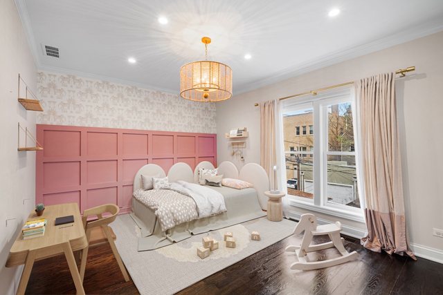 2641 North Marshfield Avenue Chicago IL 60614