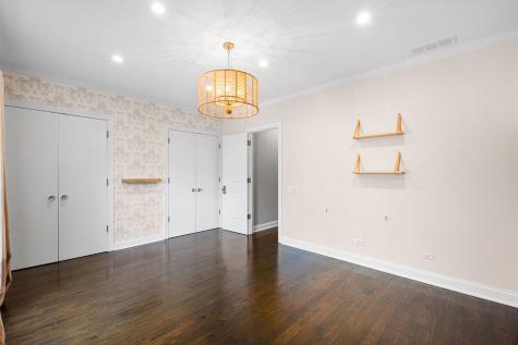 2641 North Marshfield Avenue Chicago IL 60614