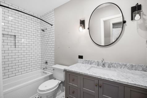 2641 North Marshfield Avenue Chicago IL 60614