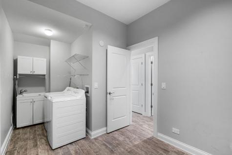2641 North Marshfield Avenue Chicago IL 60614