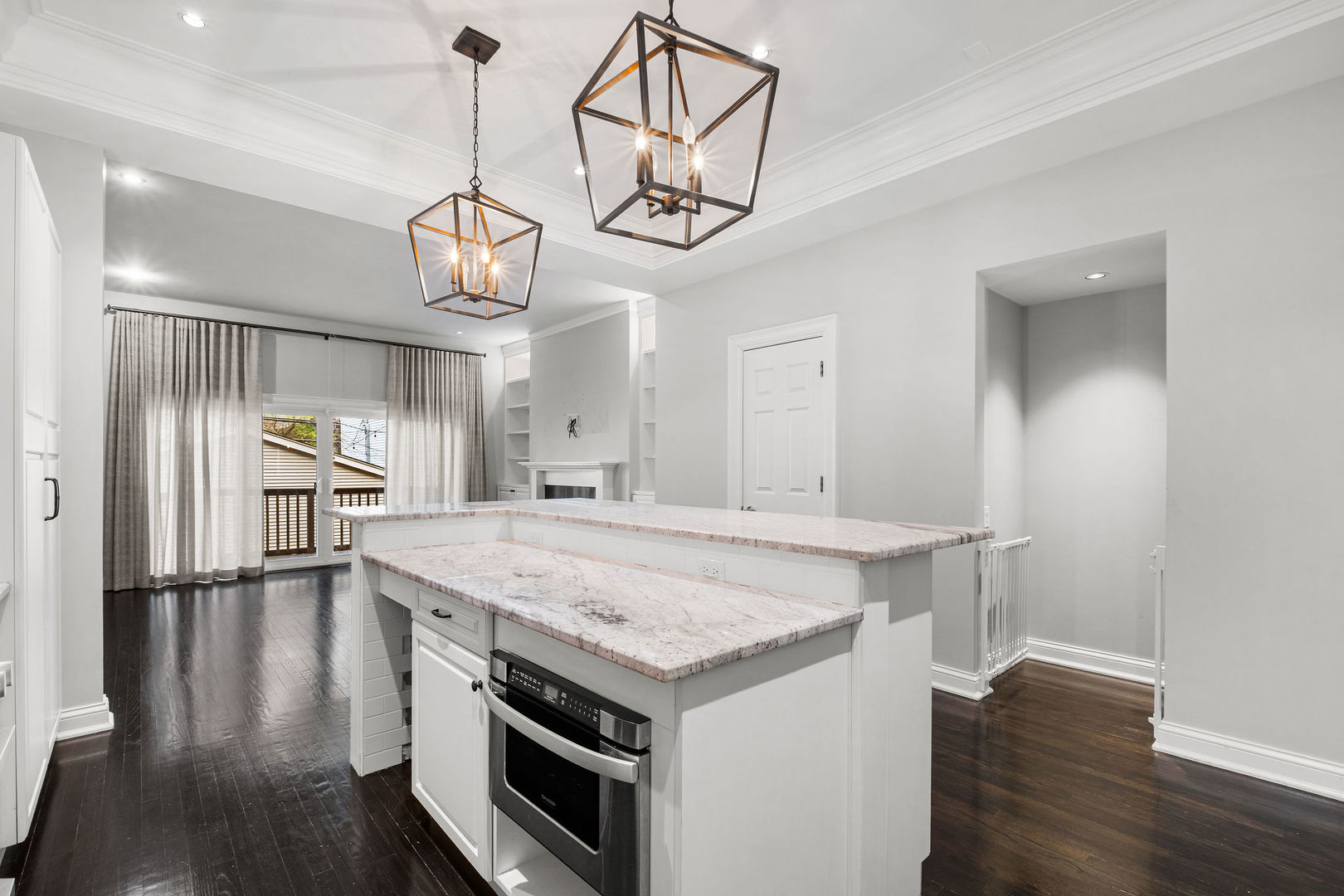 2641 North Marshfield Avenue Chicago IL 60614