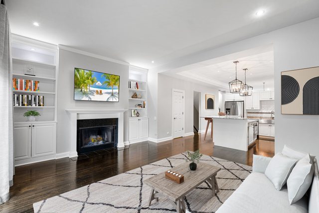 2641 North Marshfield Avenue Chicago IL 60614