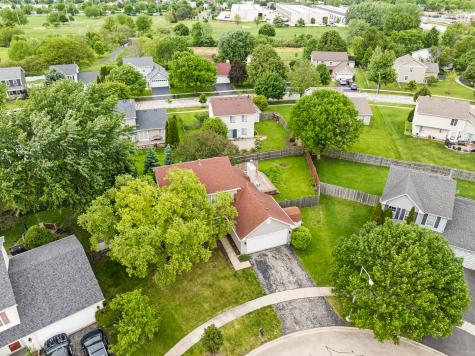 2 Buckboard Court Bolingbrook IL 60490