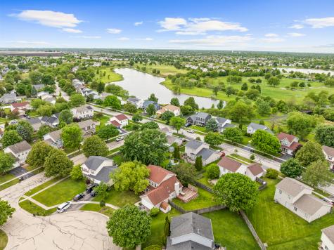 2 Buckboard Court Bolingbrook IL 60490