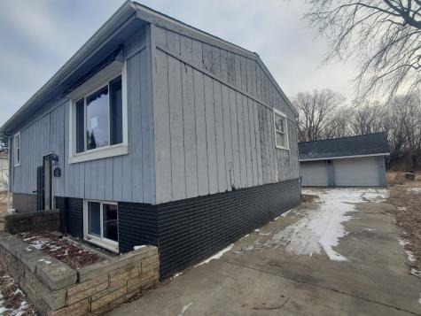 612 Manchester Drive Kewanee IL 61443