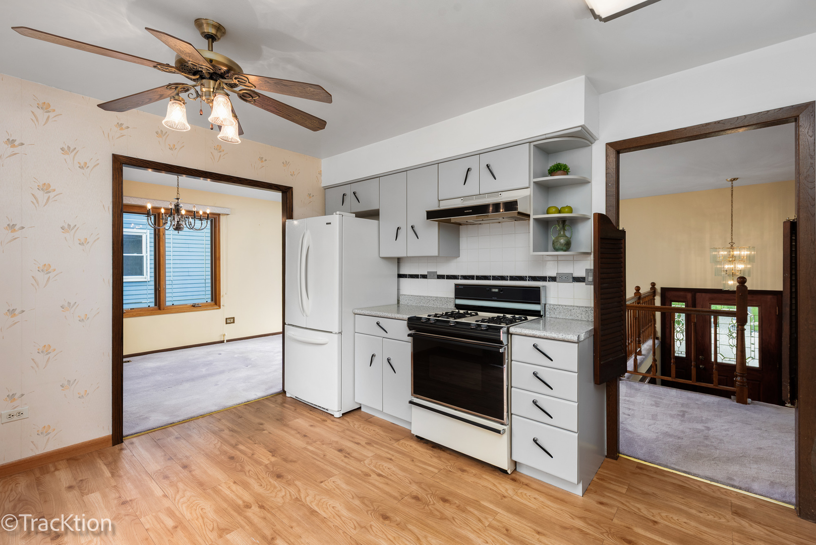 566 Cambridge Way Bolingbrook IL 60440