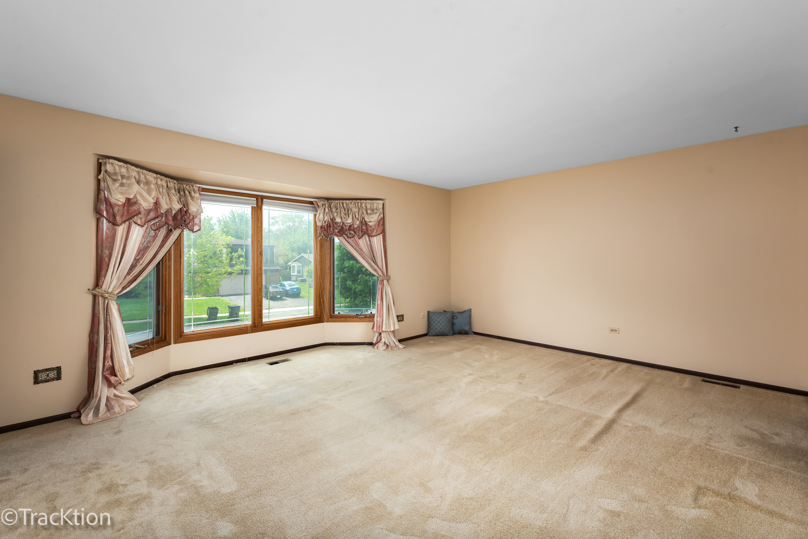 566 Cambridge Way Bolingbrook IL 60440
