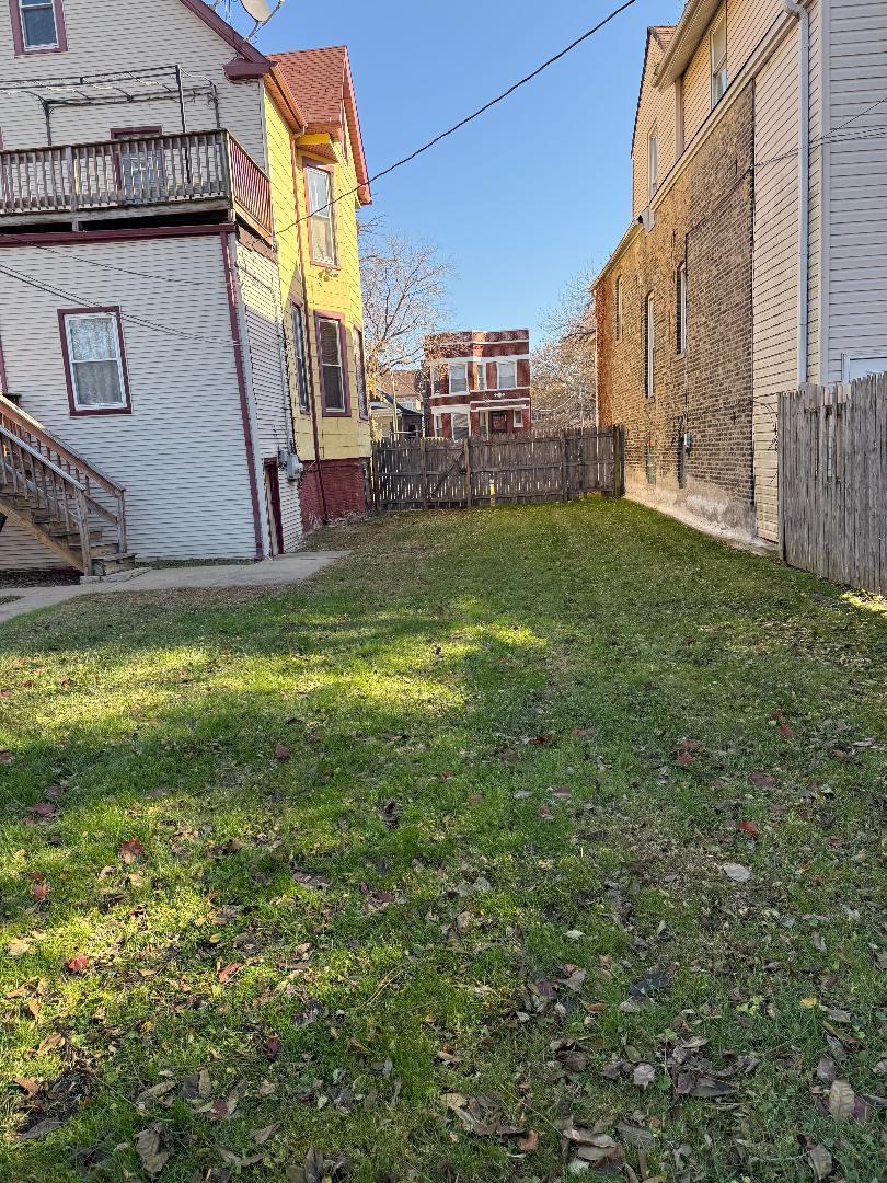 7428 South Maryland Street Chicago IL 60619