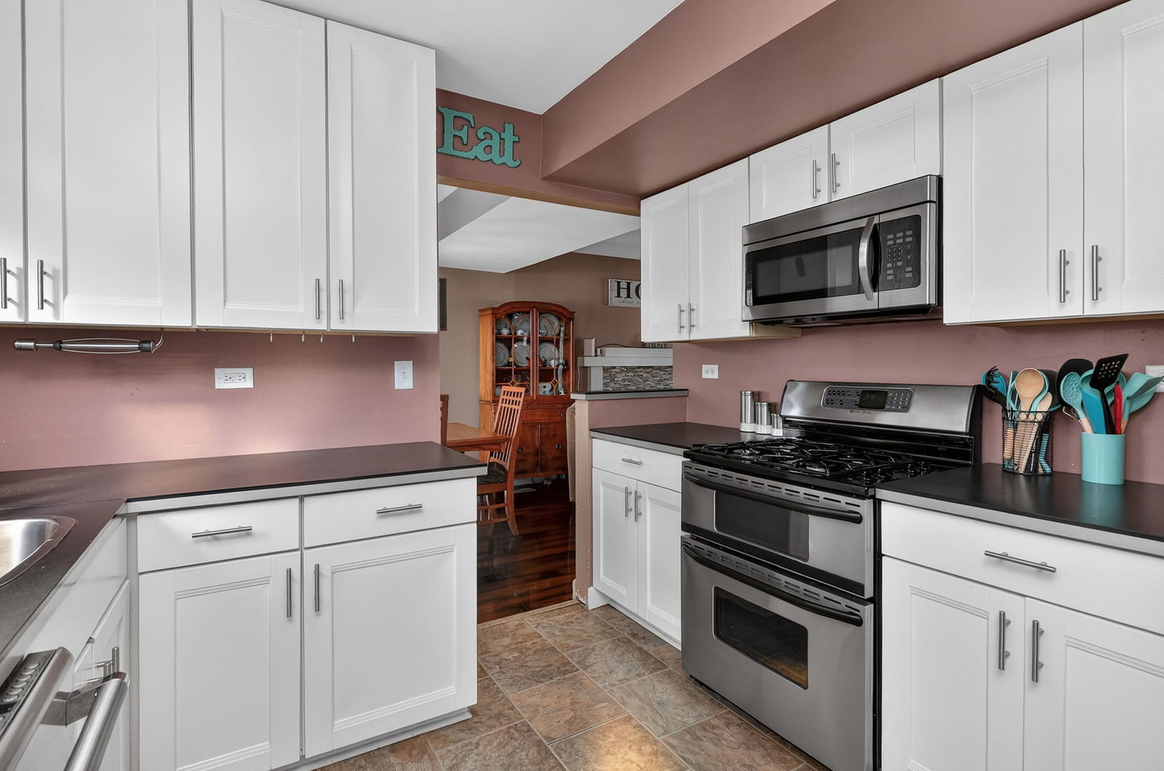 321 Lakeside Drive Bolingbrook IL 60440