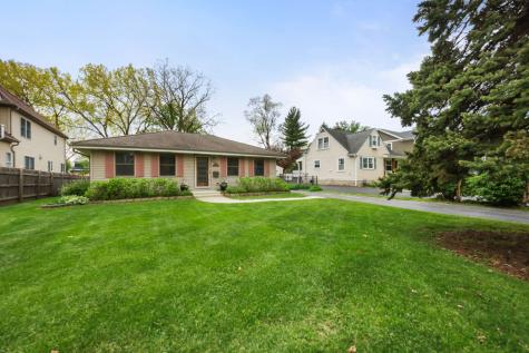 29 West Goebel Drive Lombard IL 60148