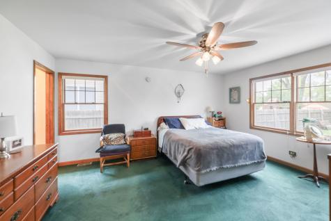 29 West Goebel Drive Lombard IL 60148