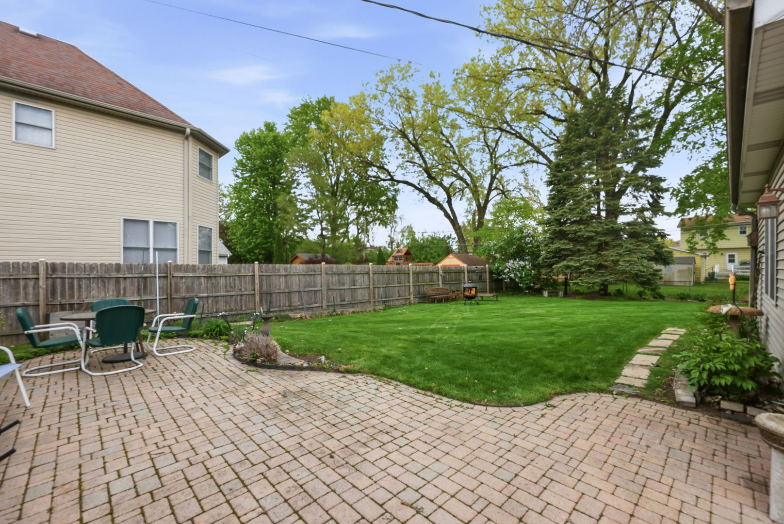 29 West Goebel Drive Lombard IL 60148