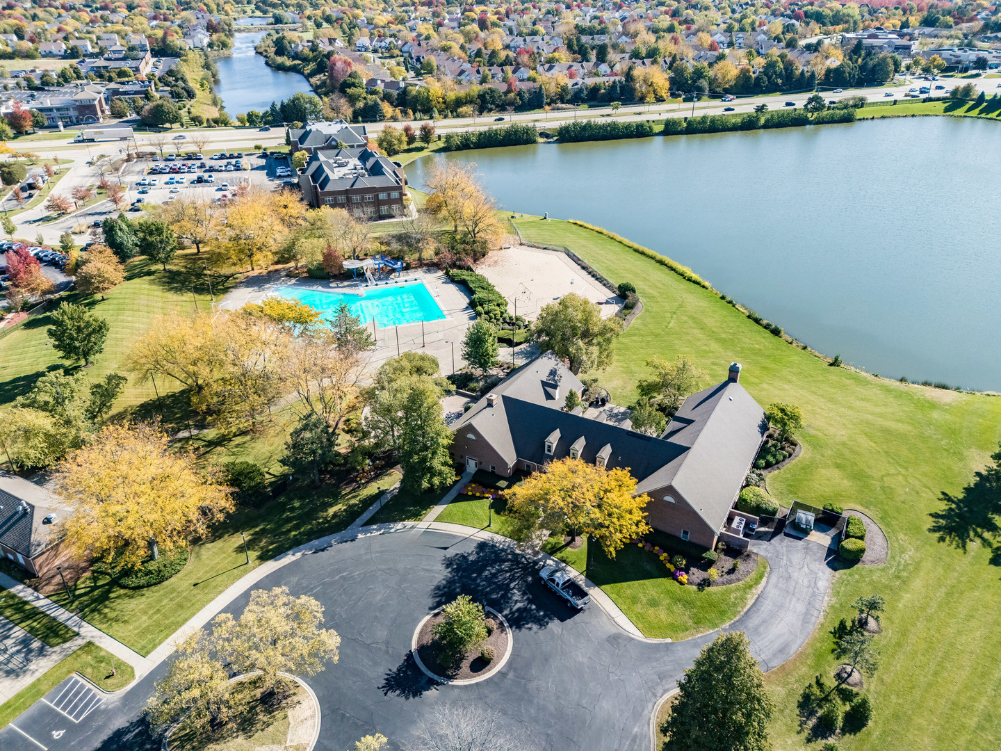 4005 White Eagle Drive Naperville IL 60564
