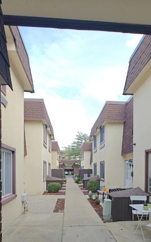 4035 Fitzjames Walk Oak Lawn IL 60453