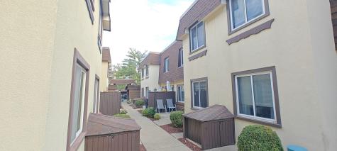 4035 Fitzjames Walk Oak Lawn IL 60453