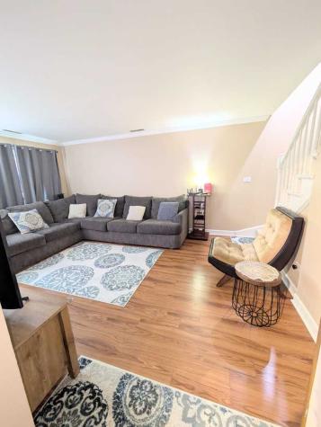 4035 Fitzjames Walk Oak Lawn IL 60453