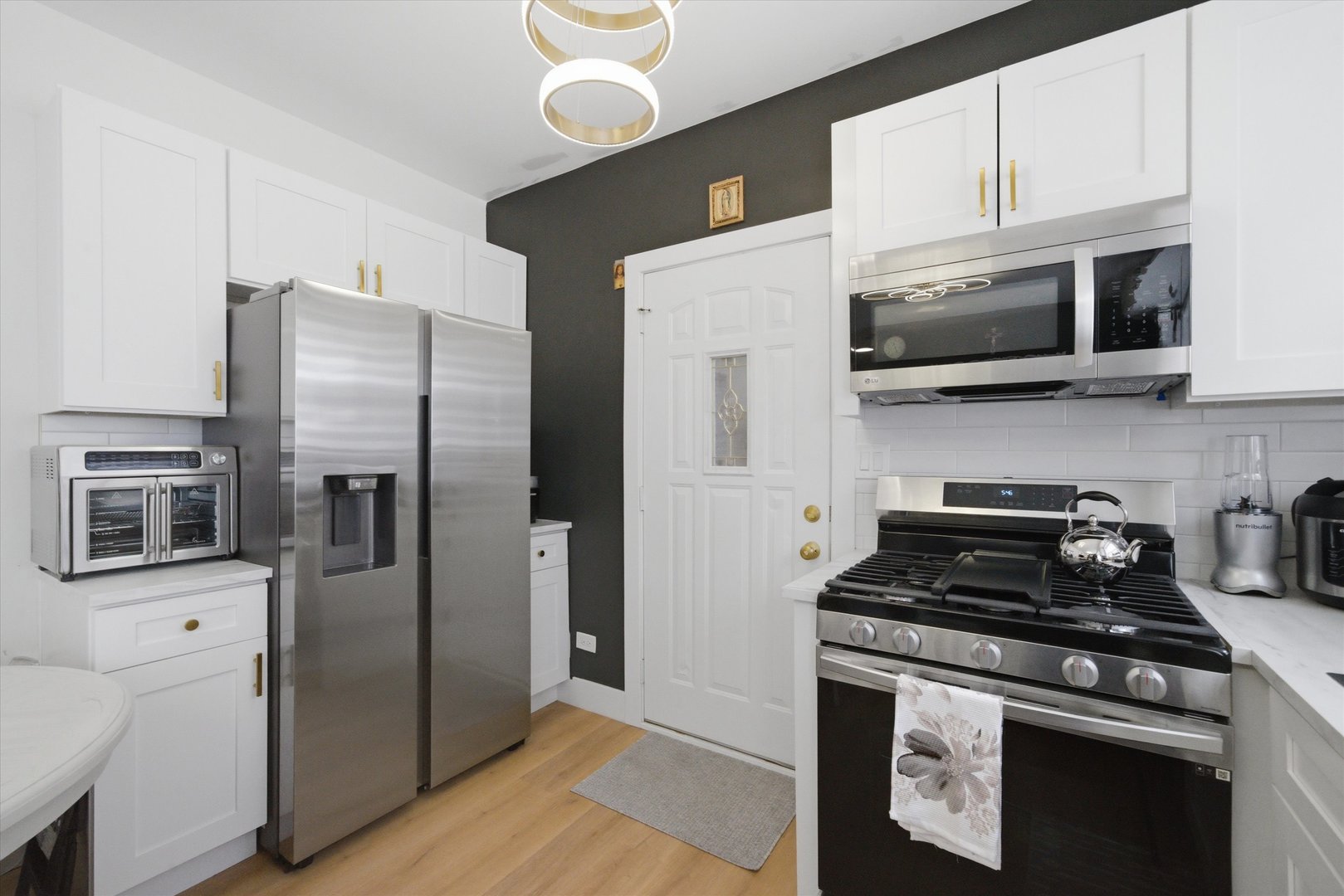 3215 North Francisco Avenue Chicago IL 60618