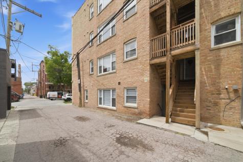 3215 North Francisco Avenue Chicago IL 60618