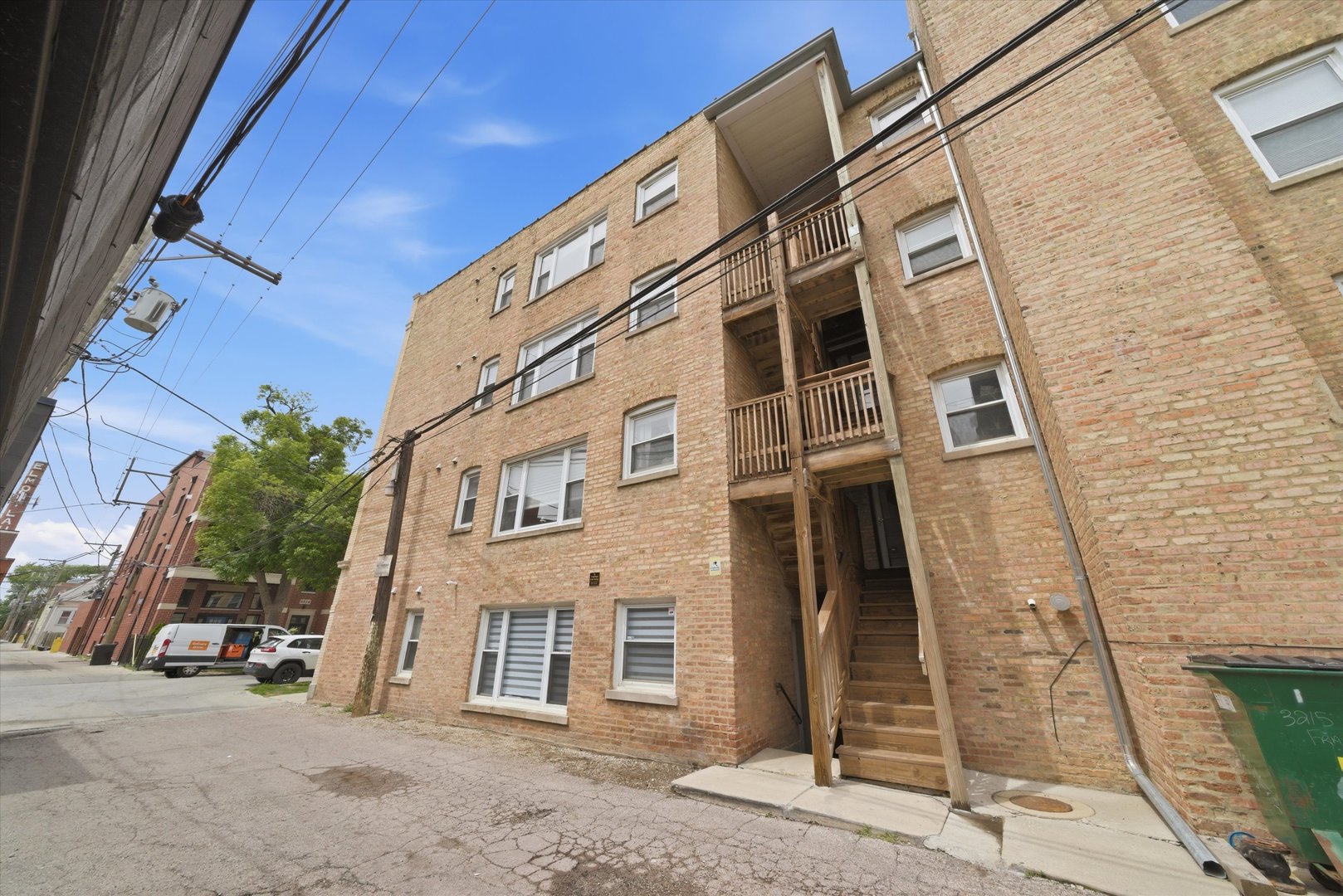 3215 North Francisco Avenue Chicago IL 60618