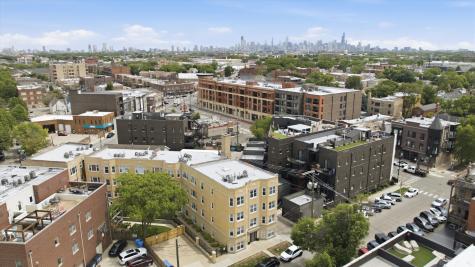 3215 North Francisco Avenue Chicago IL 60618