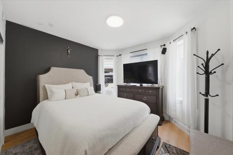 3215 North Francisco Avenue Chicago IL 60618