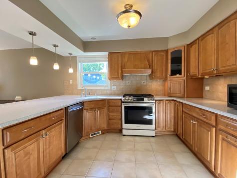1073 Georgian Place Bartlett IL 60103