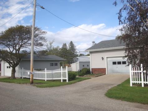 429 West Koplin Avenue Cissna Park IL 60924
