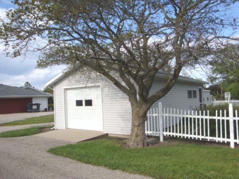 429 West Koplin Avenue Cissna Park IL 60924