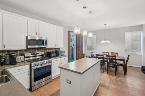 2489 Rosehall Lane Aurora IL 60503