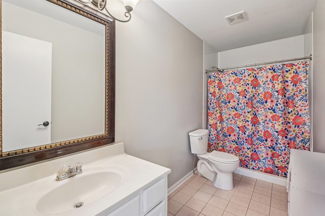 2489 Rosehall Lane Aurora IL 60503