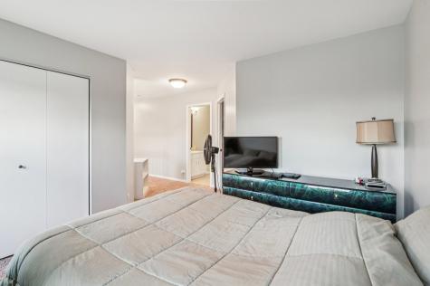 2489 Rosehall Lane Aurora IL 60503