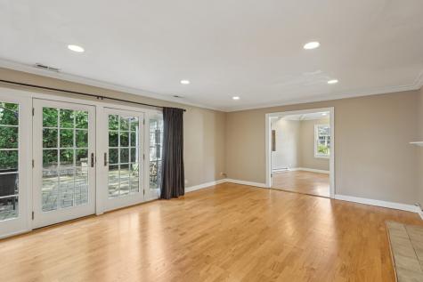 6619 Palma Lane Morton Grove IL 60053