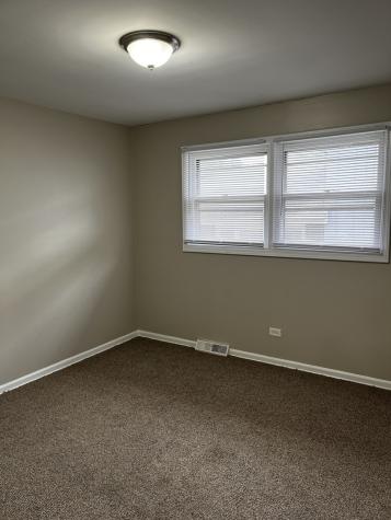 856 Mackinaw Avenue Calumet City IL 60409