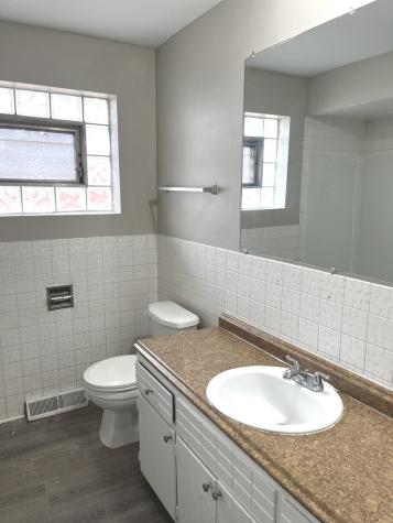 856 Mackinaw Avenue Calumet City IL 60409