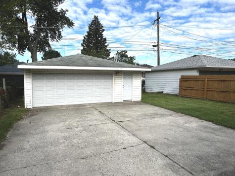 856 Mackinaw Avenue Calumet City IL 60409