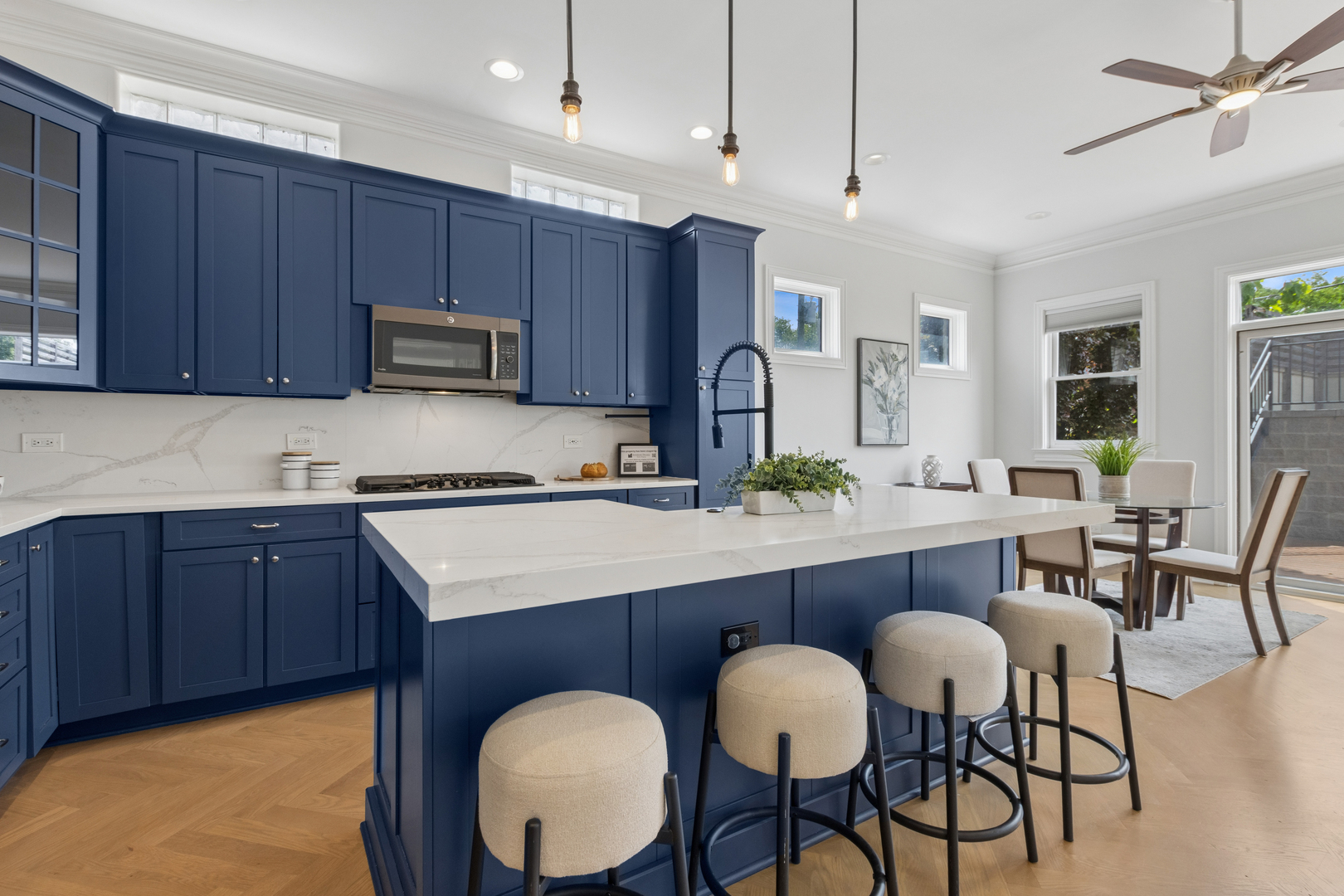 2447 West Winona Street Chicago IL 60625
