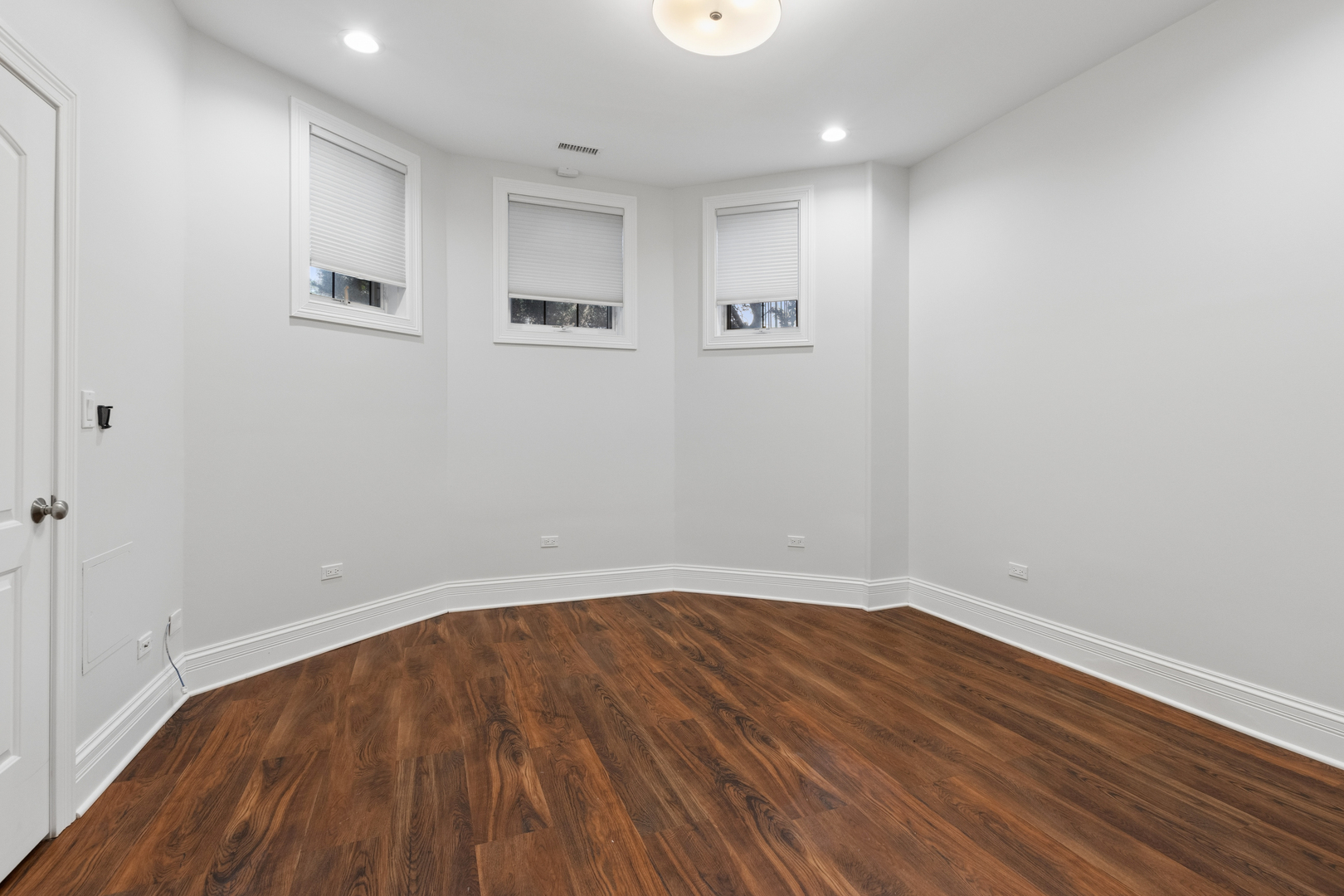 2447 West Winona Street Chicago IL 60625
