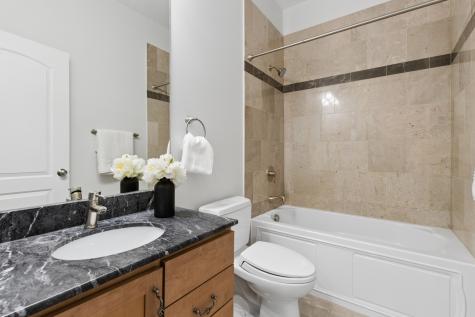 2447 West Winona Street Chicago IL 60625