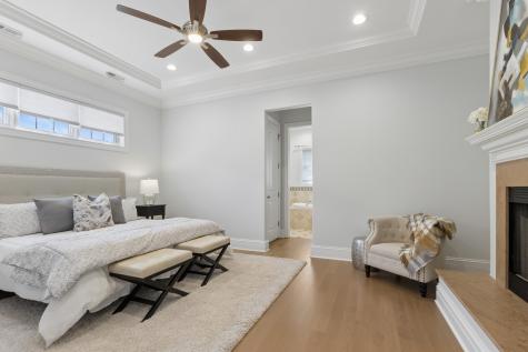 2447 West Winona Street Chicago IL 60625