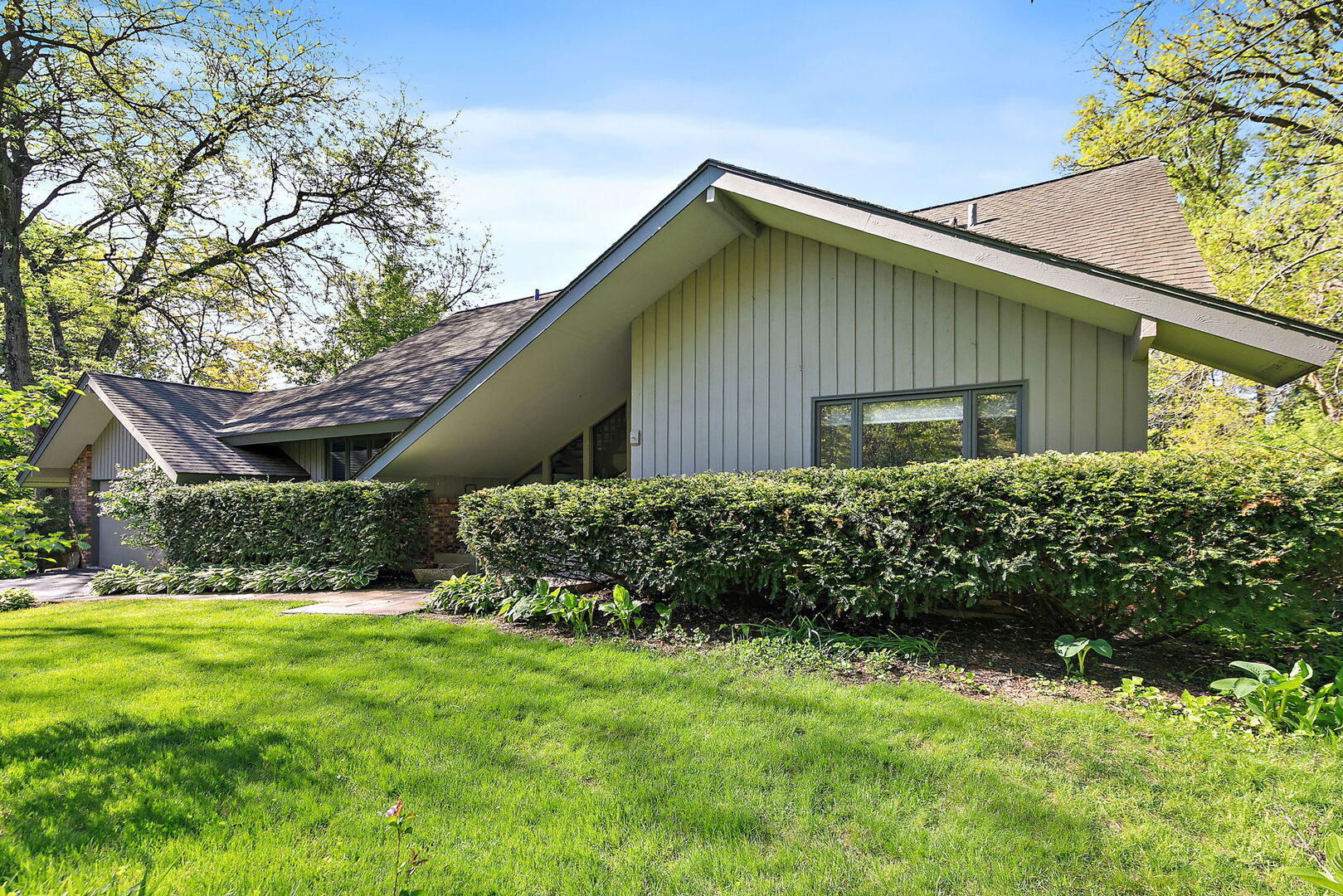 7211 Oakwood Lane Crystal Lake IL 60012