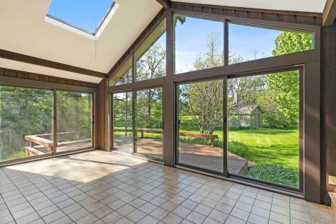 7211 Oakwood Lane Crystal Lake IL 60012