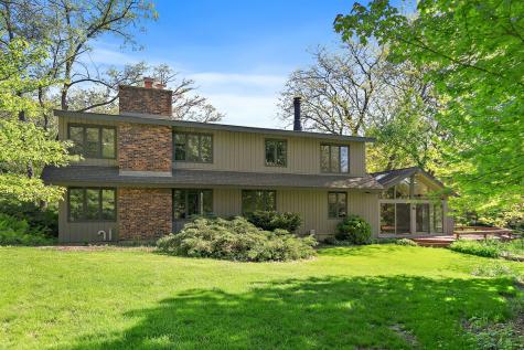 7211 Oakwood Lane Crystal Lake IL 60012
