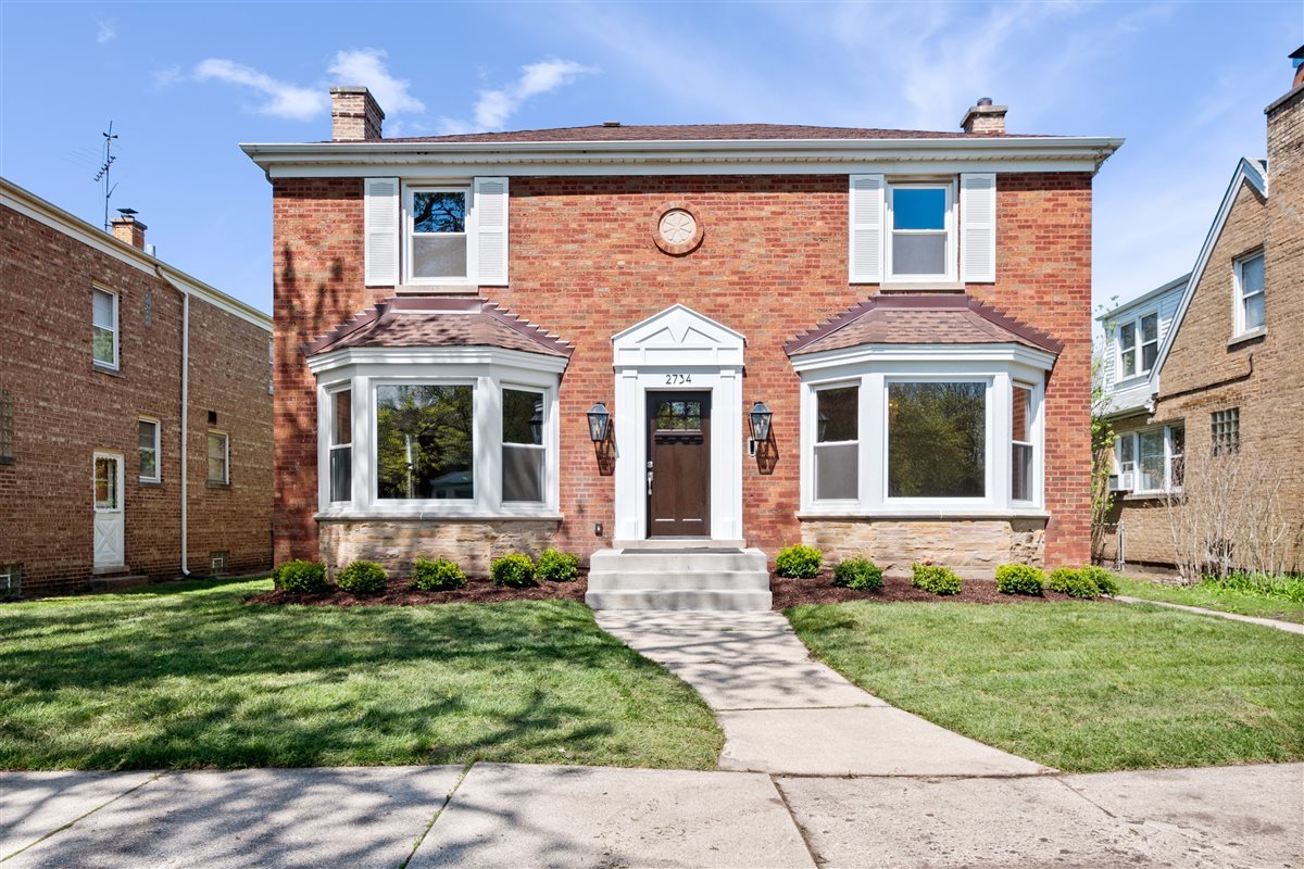 2734 West Fargo Avenue Chicago IL 60645