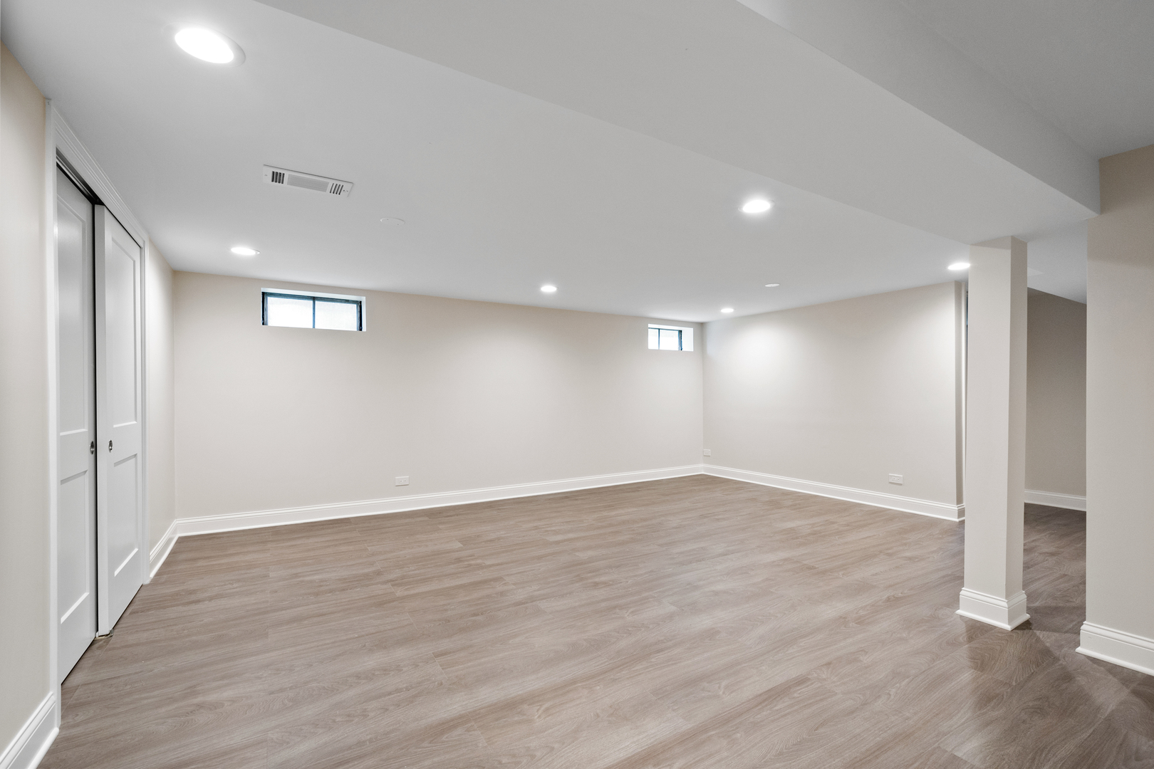 2734 West Fargo Avenue Chicago IL 60645