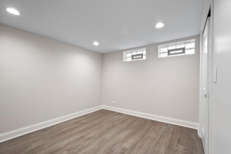 2734 West Fargo Avenue Chicago IL 60645